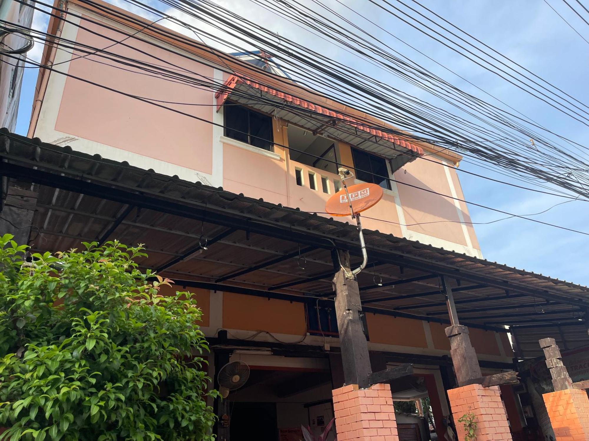 Jj Guesthouse Chiang Mai Exterior photo